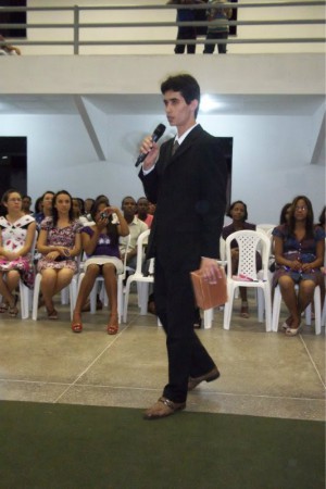 Rubem representando o Pr. José Carlos Guimarães